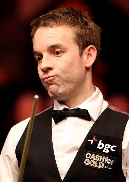 相比之下 相比之下