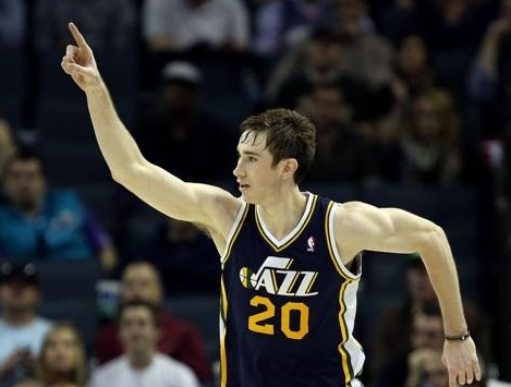 把政策与居 把政策与居